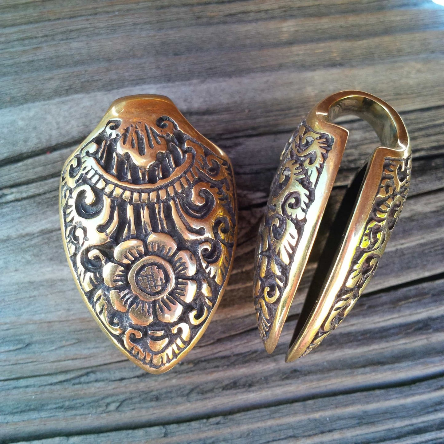 Solid Brass Ornate Spades by Diablo Organics