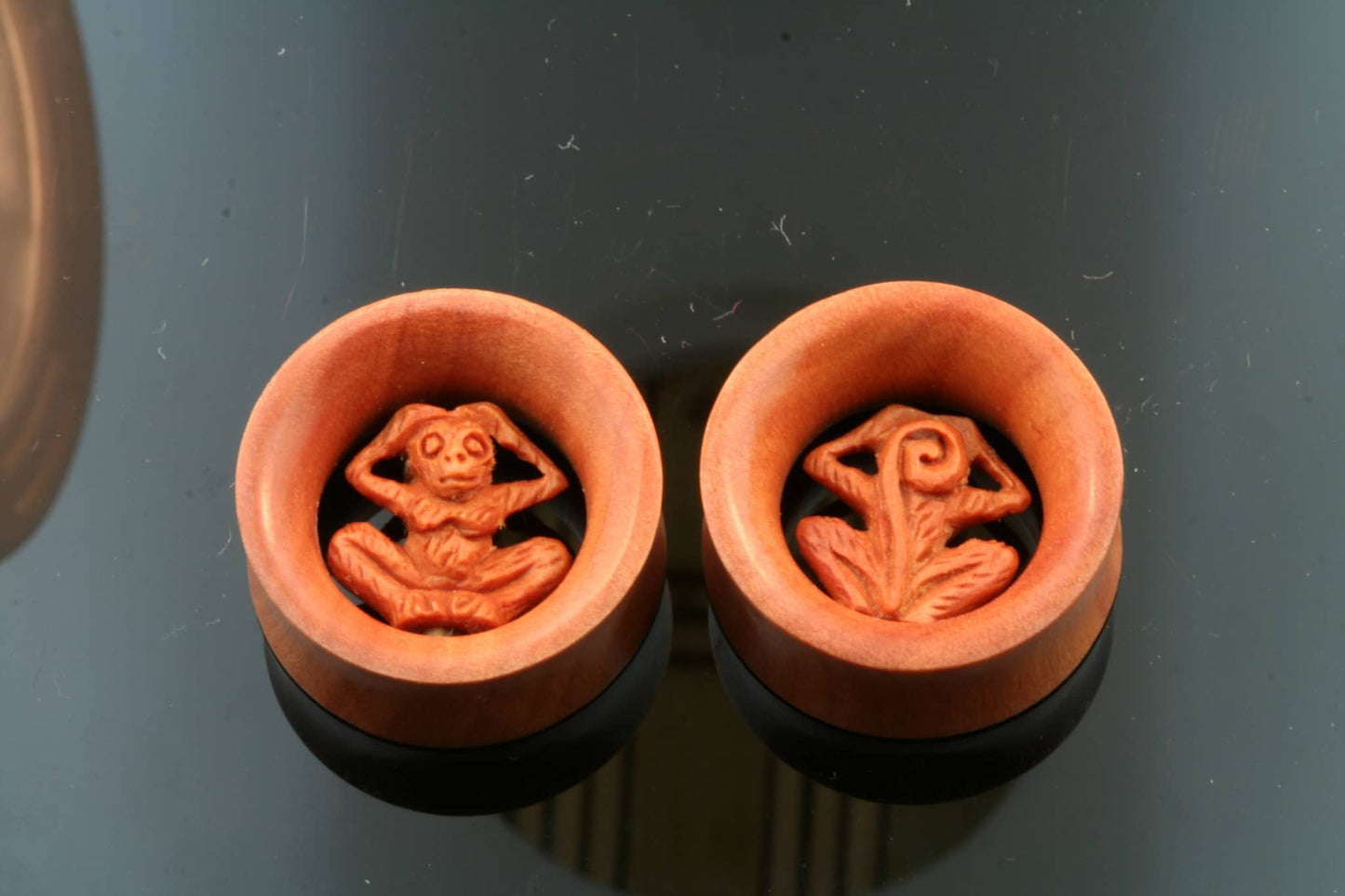 Saba Wood Monkey Plugs/Eyelets