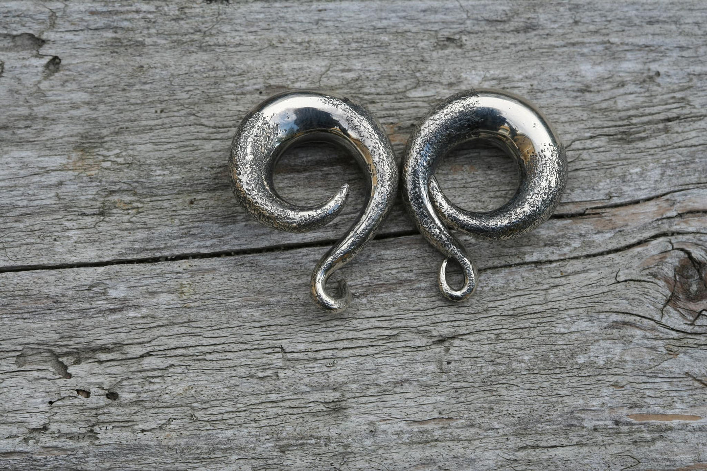 Oxidized Silver Classic Coils