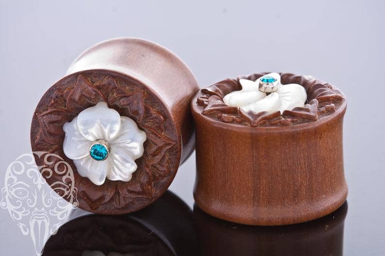 Sowo Wood Mother of Pearl Plugs